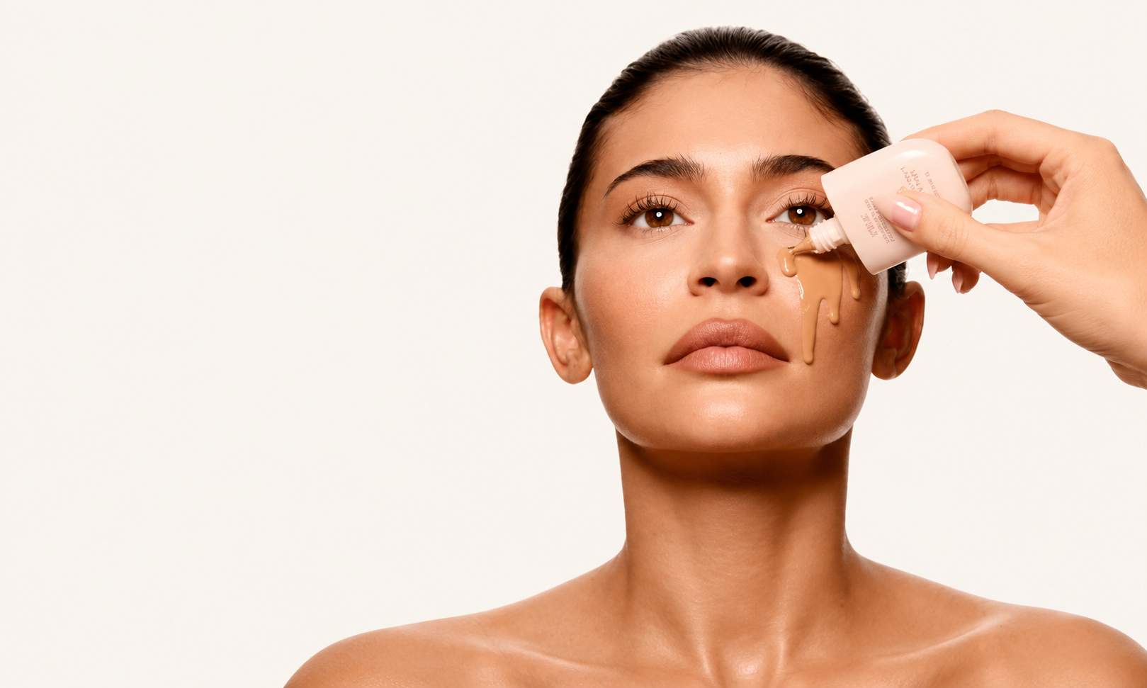 Kylie Cosmetics Skin Tint Is Ruling the New Era of Blurry Look